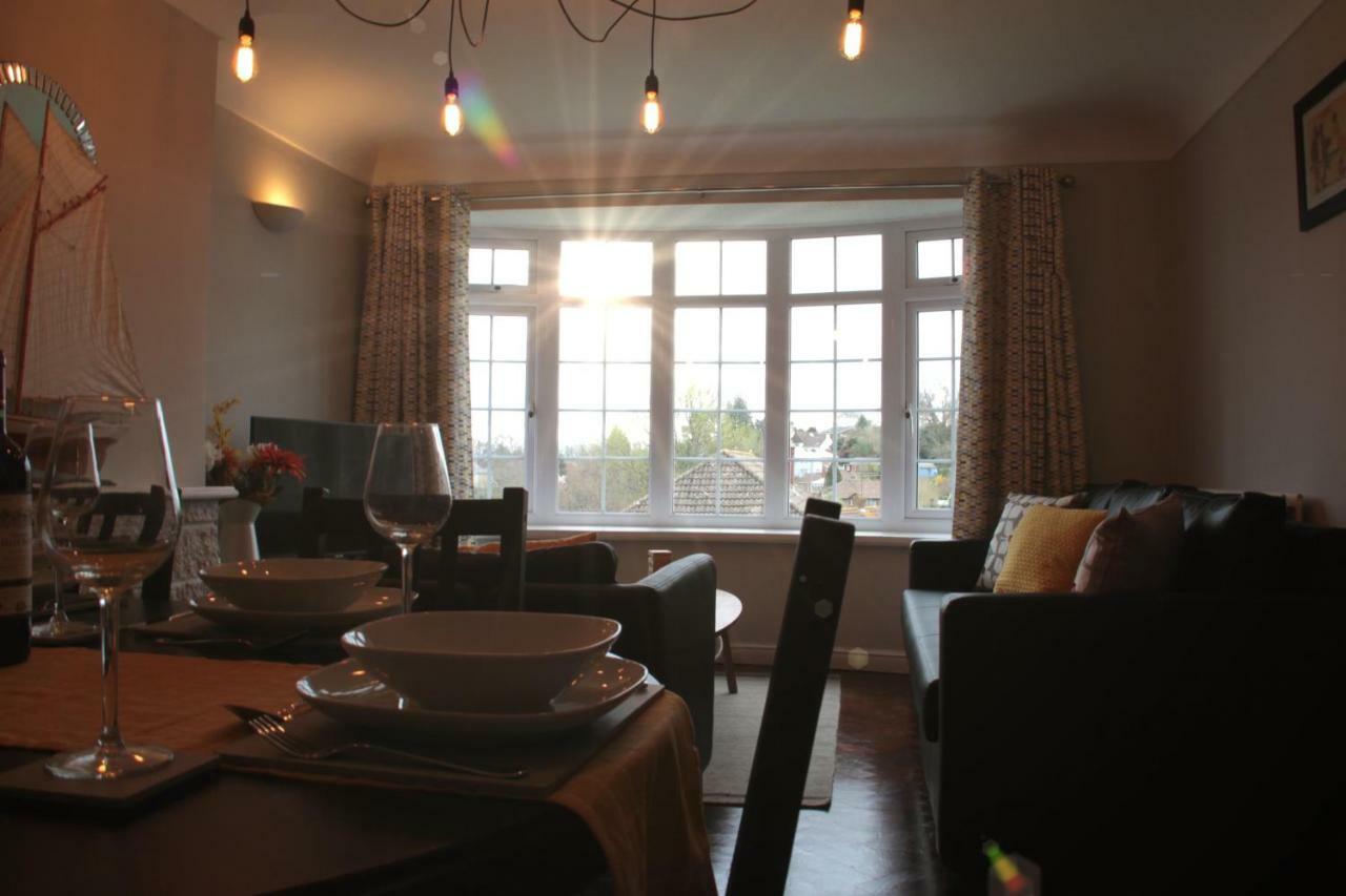 Kings Field Maisonette Eastleigh Buitenkant foto
